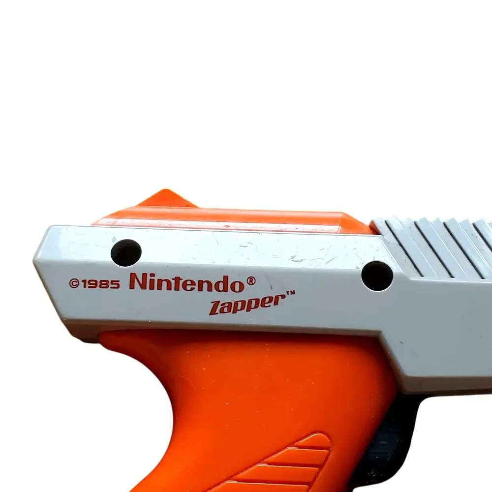 Nintendo NES-005 Zapper Light Gun Orange Controller OEM
